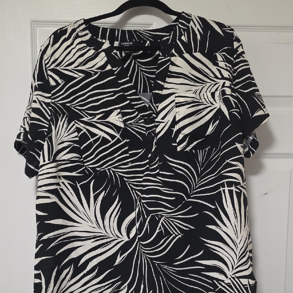 Torrid Black and White Harper Blouse